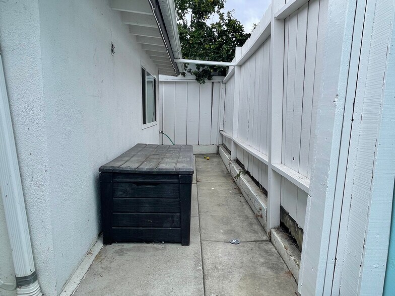 More Photos Of 133 Avenida Granada, San Clemente Medical For Sale