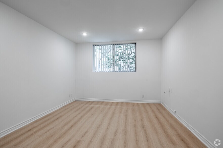 More Photos Of 432 N Palm Dr, Beverly Hills Apartments For Sale