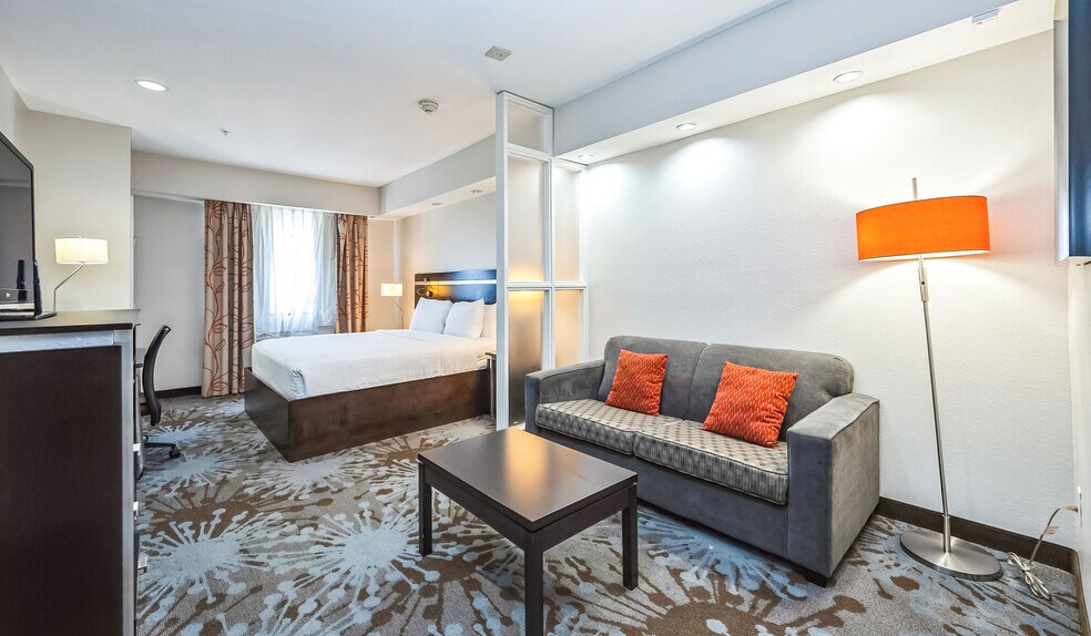 More Photos Of 24519 Interstate 45 Fwy, Spring Hotel For Sale