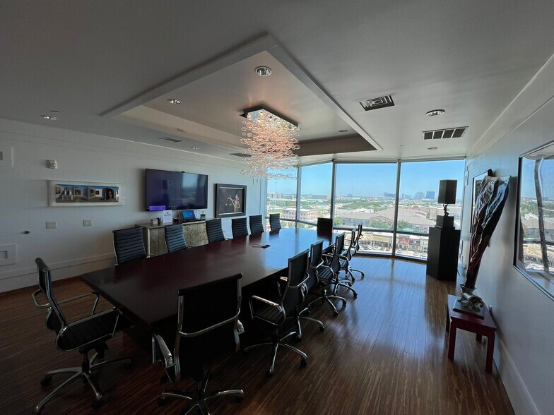 More Photos Of 9999 Bellaire Blvd, Houston Medical For Lease