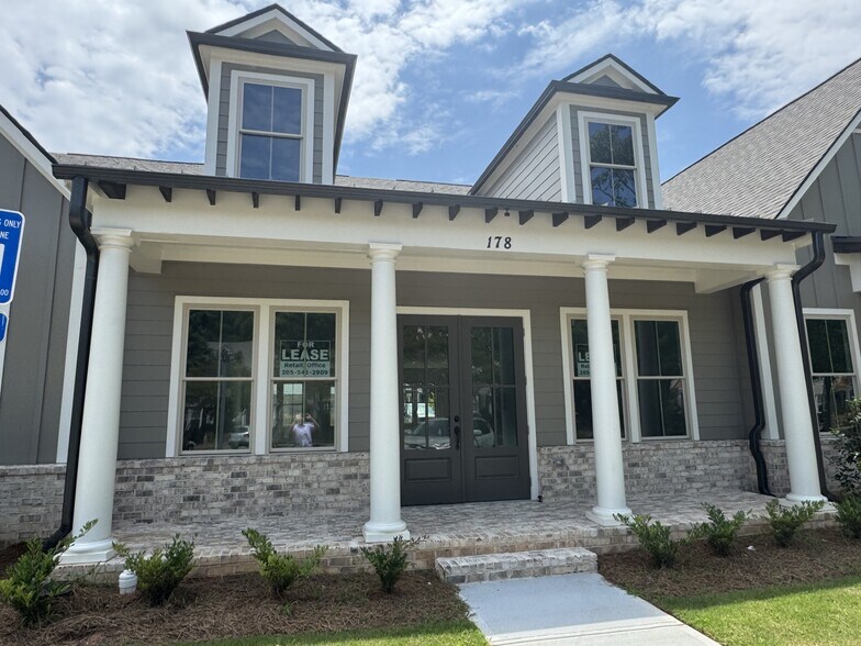 Primary Photo Of 178 River Green Ave, Canton General Retail For Sale