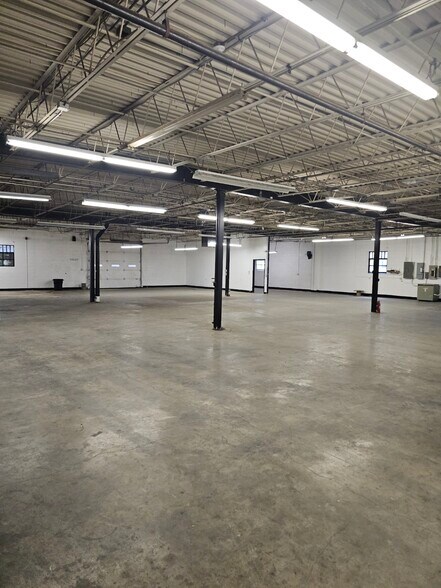More Photos Of 1 Partridge St, Providence Manufacturing For Lease