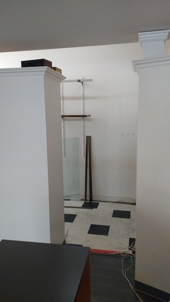 More Photos Of 21-23 N Dean St, Englewood Freestanding For Lease