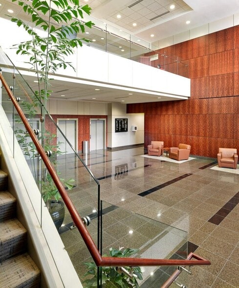 More Photos Of 4809 Ambassador Caffery Pky, Lafayette Medical For Lease