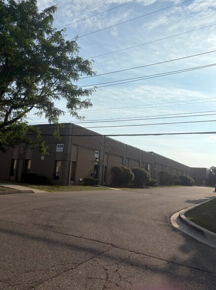 More Photos Of 1270 Rankin St, Troy Unknown For Lease