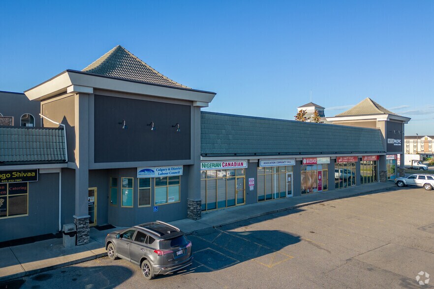 More Photos Of 3132 26 St NE, Calgary Storefront Retail Office For Sale