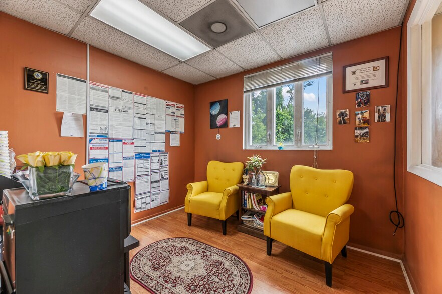 More Photos Of 37 Station Dr, Princeton Junction Office For Sale
