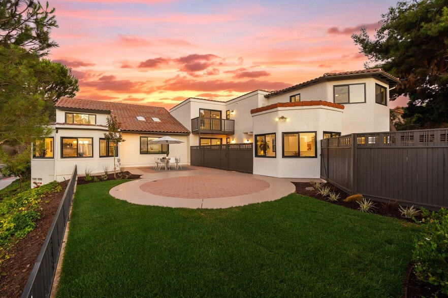 More Photos Of 6801 El Fuerte St, Carlsbad Apartments For Sale