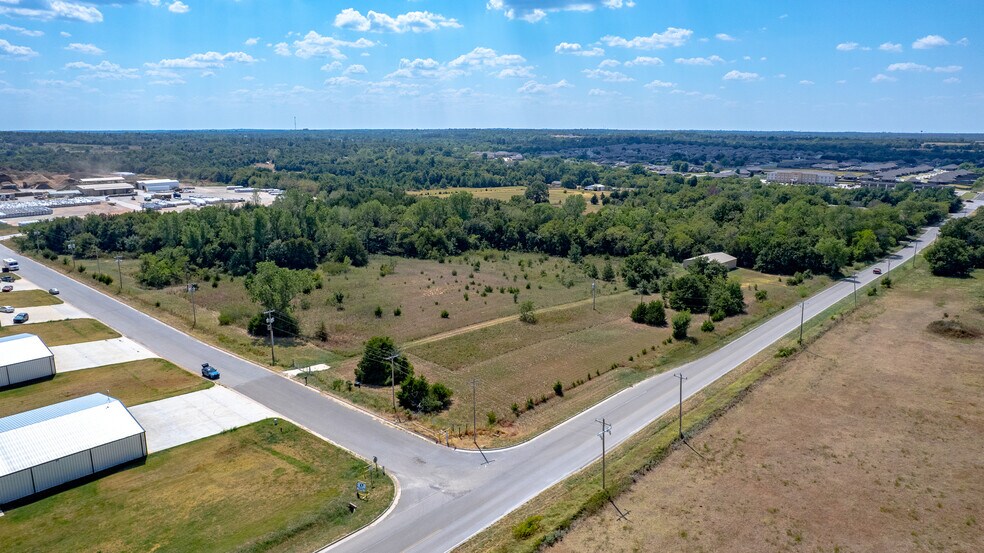 More Photos Of 373 Howard Blvd, Harrah Land For Sale