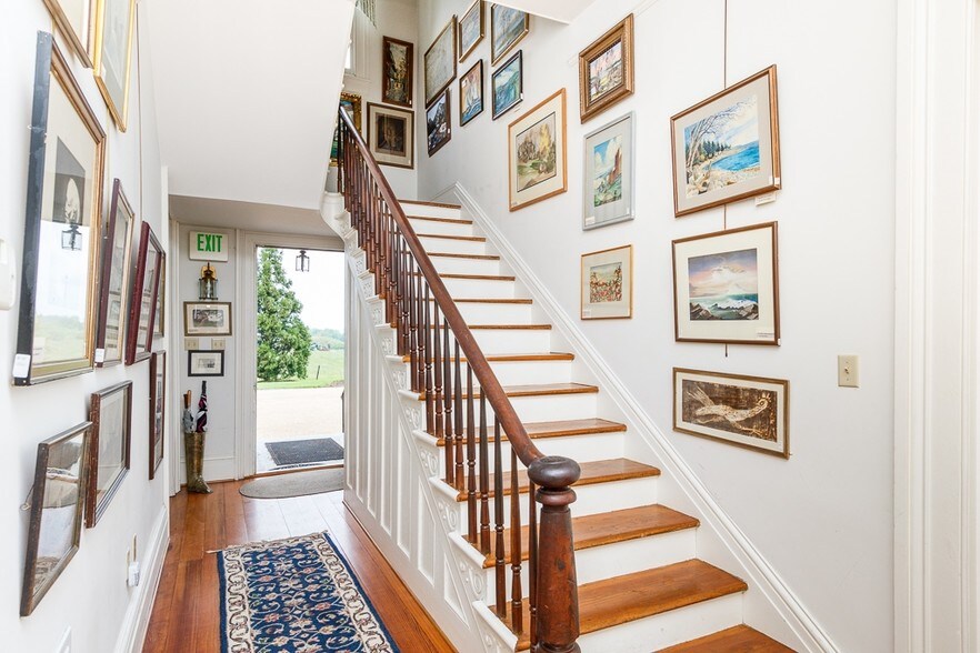 More Photos Of 11441 Grub Hill Church Rd, Amelia Court House Hospitality For Sale