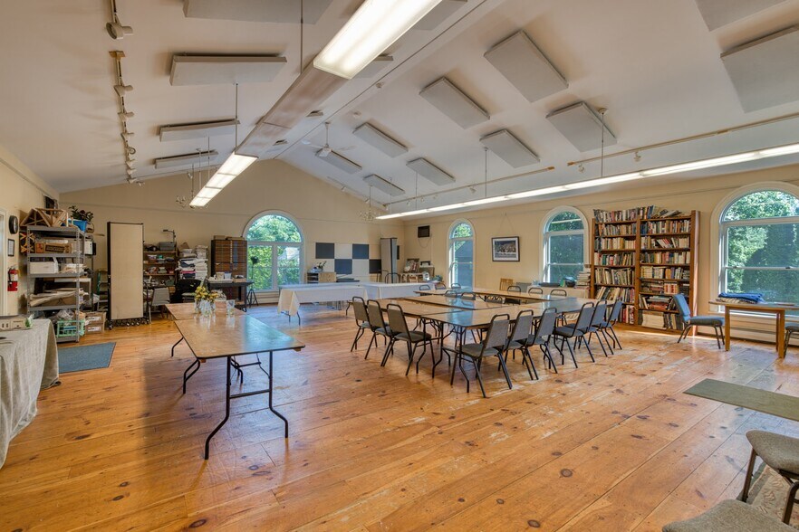 More Photos Of 14 Pine St, Stockbridge Schools For Sale
