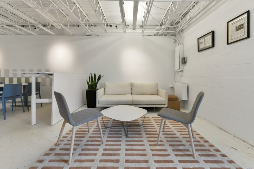 More Photos Of 555 E 2nd St, South Boston Loft Creative Space For Lease