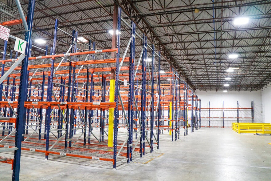 More Photos Of 2000 Northfield Ct, Roswell Distribution For Lease