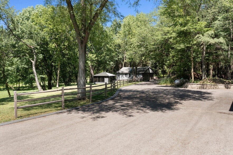 More Photos Of 7750 Pine Bluff Rd, Morris Specialty For Sale