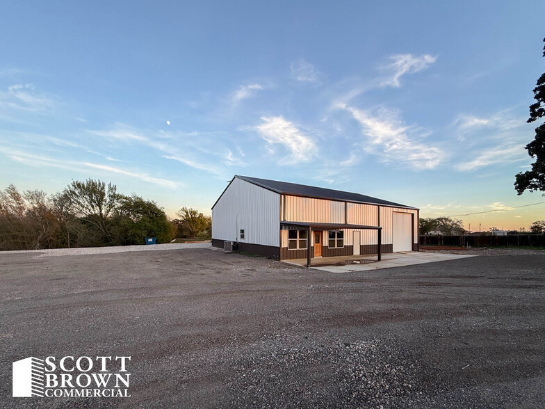 Primary Photo Of 8682 FM 2931, Pilot Point Industrial For Lease