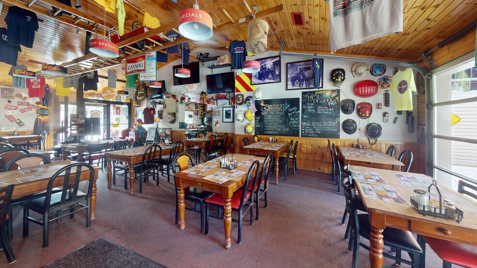 More Photos Of 13524 S Eagle Valley Rd, Tyrone Restaurant For Sale