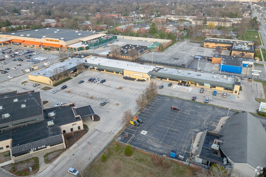 Primary Photo Of 3130-3170 Secor Rd, Toledo Unknown For Lease