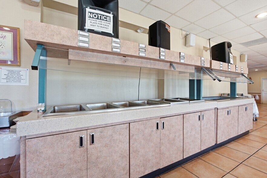 More Photos Of 2284 Gulf To Bay Blvd, Clearwater Restaurant For Sale