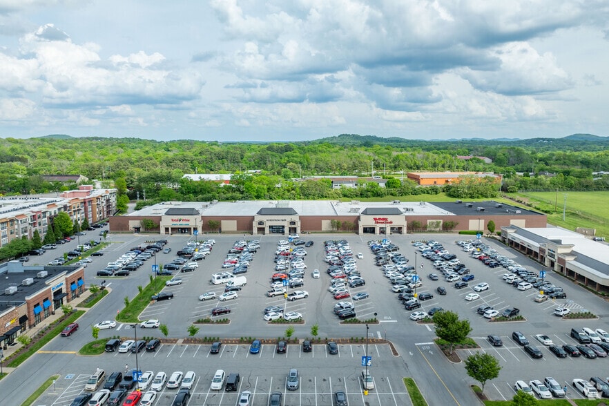 More Photos Of 111 Westwood Pl, Brentwood Office For Lease