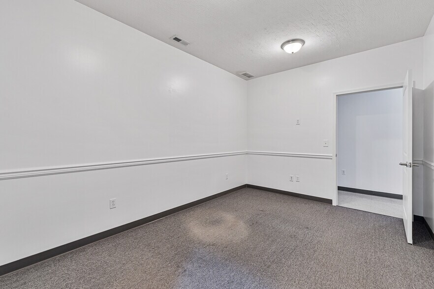 More Photos Of 14261 Route 60 West, Milton Medical For Sale