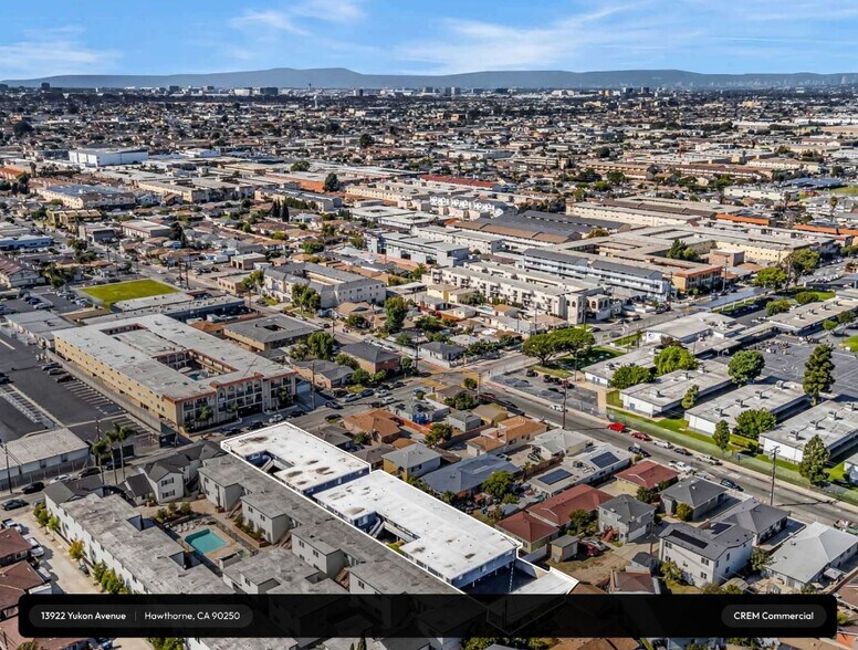 More Photos Of 13922 Yukon Ave, Hawthorne Apartments For Sale