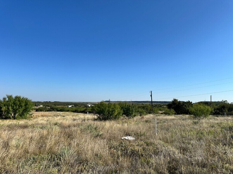 More Photos Of 800 County Road 214, Sweetwater Land For Lease