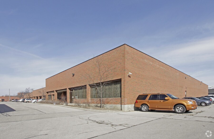 More Photos Of 3688 Nashua Dr, Mississauga Warehouse For Lease