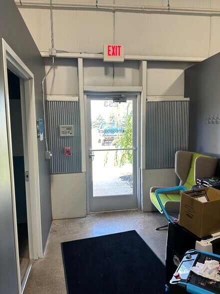 More Photos Of 101 E Roosevelt Ave, Zeeland Manufacturing For Lease