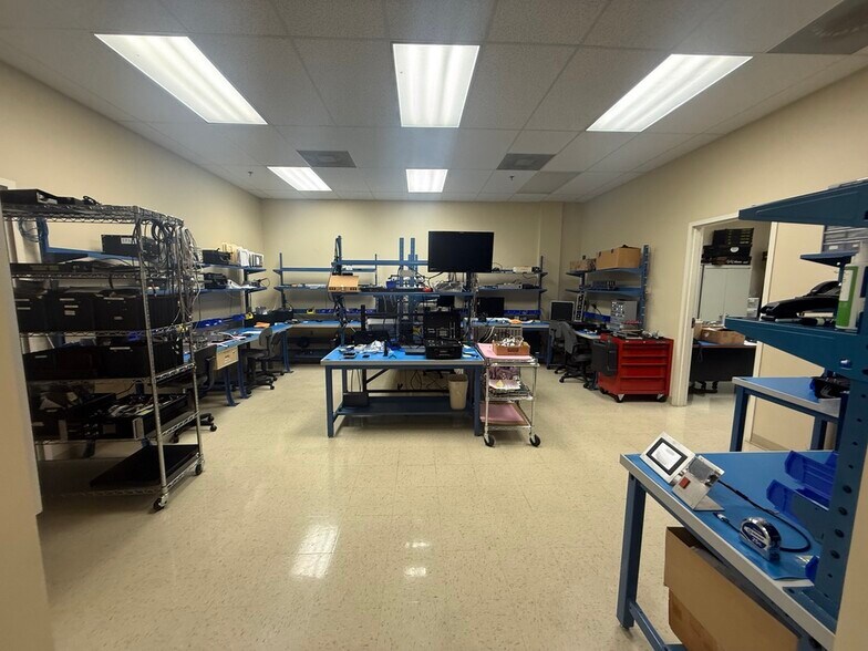 More Photos Of 8222 118th Ave, Largo Warehouse For Sale