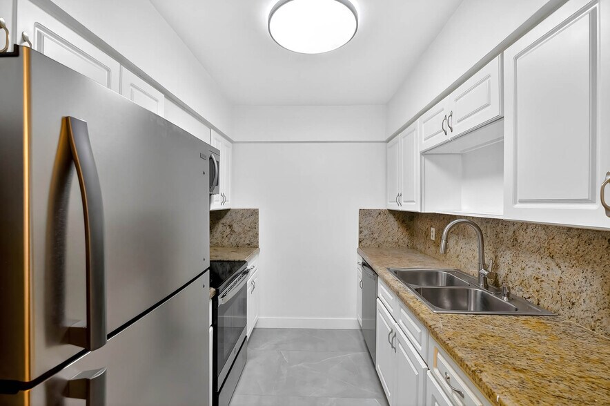 More Photos Of 4900 NW 10th Ave, Fort Lauderdale Apartments For Sale