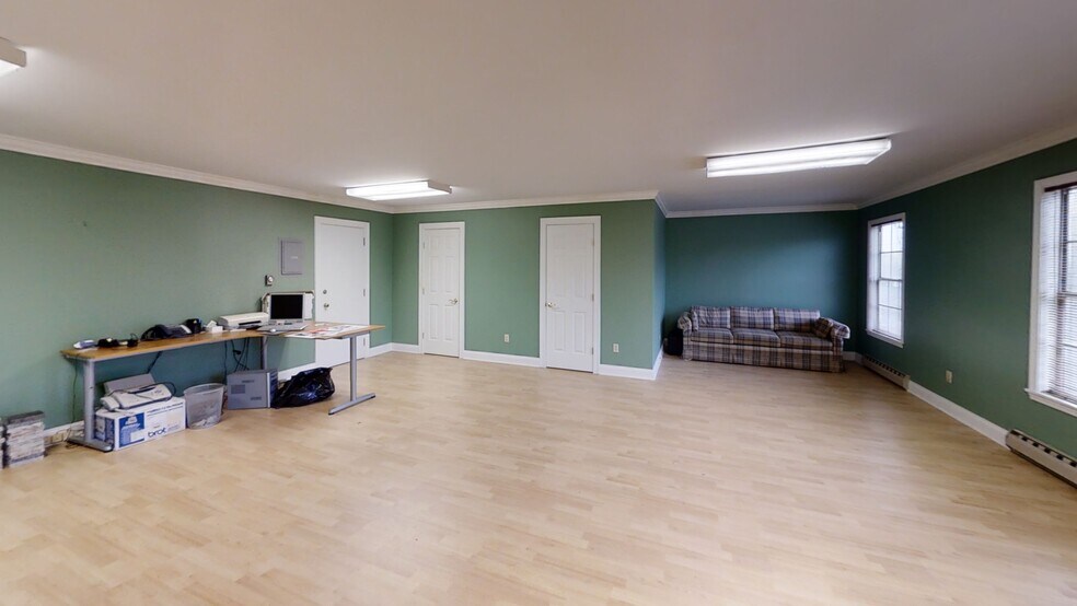 More Photos Of 56 Danbury Rd, New Milford Medical For Lease