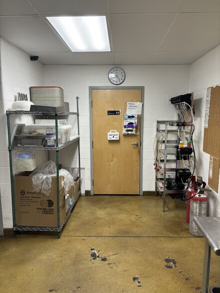 More Photos Of 5130 Chestnut St, Emmaus Fast Food For Sale