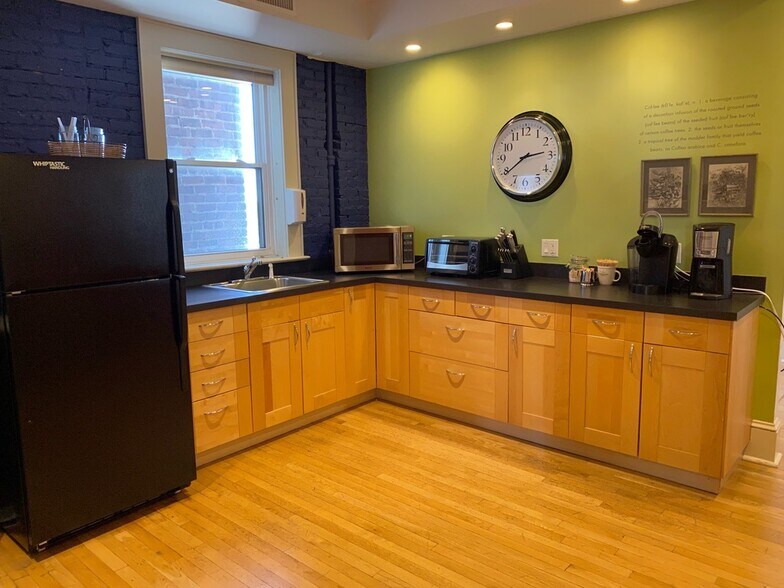 More Photos Of 716 Main St, Boonton Office For Sale