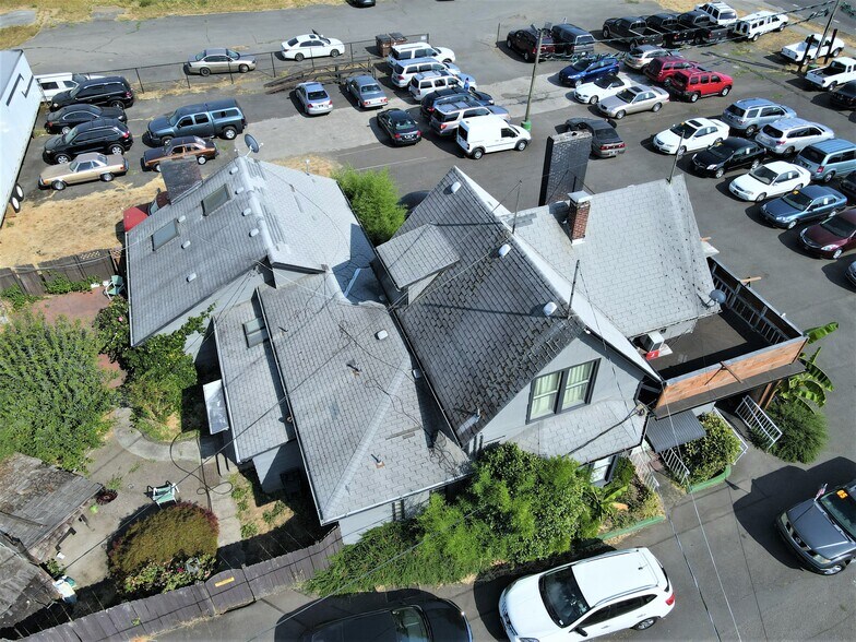 More Photos Of 2784-2800 Baseline St, Cornelius Auto Dealership For Sale