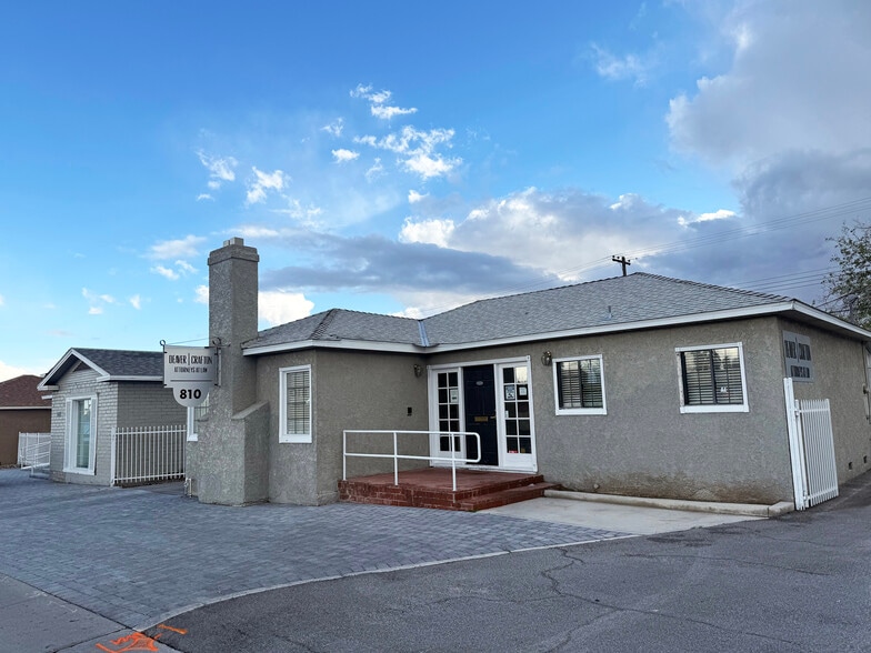 Primary Photo Of 810 E Charleston Blvd, Las Vegas Office For Sale