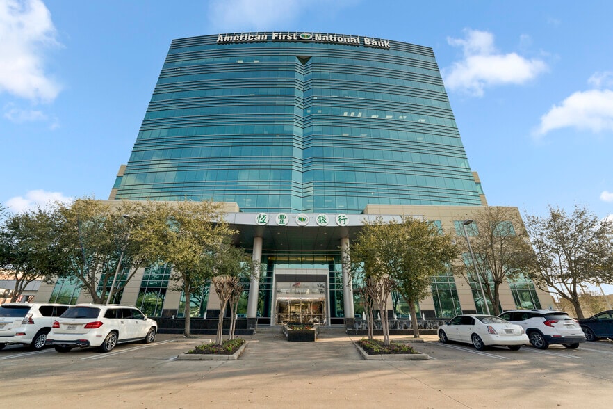 More Photos Of 9999 Bellaire Blvd, Houston Medical For Lease