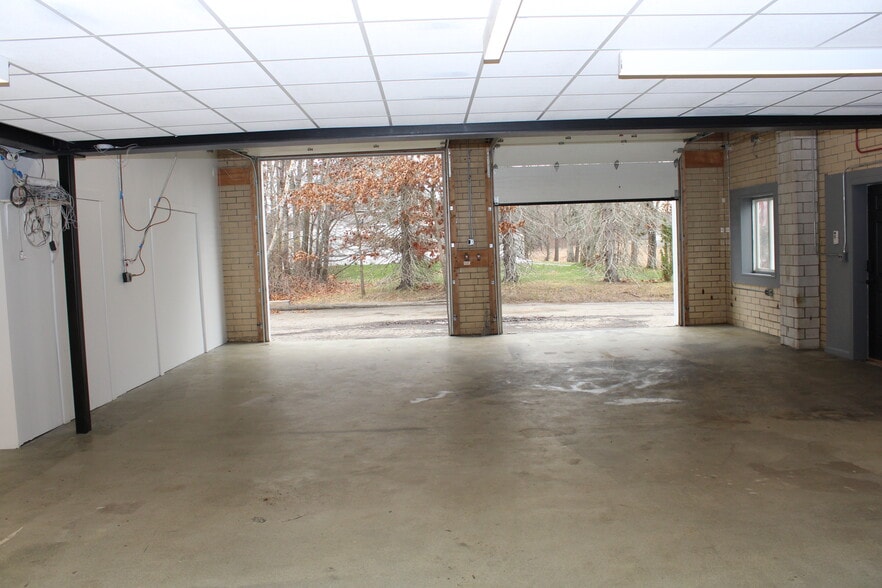 More Photos Of 6 Old Essex Rd, Ipswich Warehouse For Sale