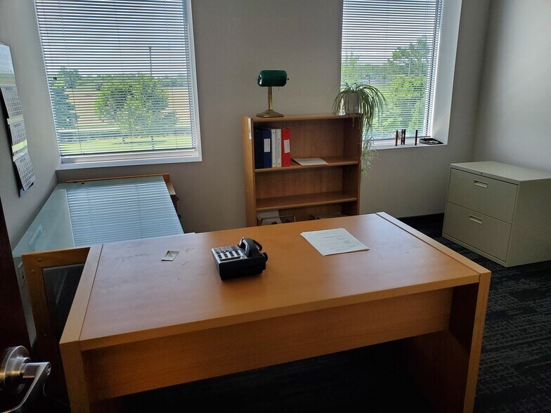 More Photos Of 200 Okerson Rd A, Freehold Light Manufacturing For Lease