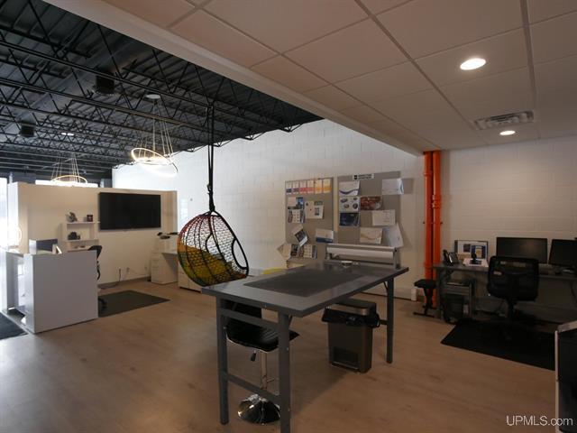 More Photos Of 608 Shelden Ave, Houghton Loft Creative Space For Sale