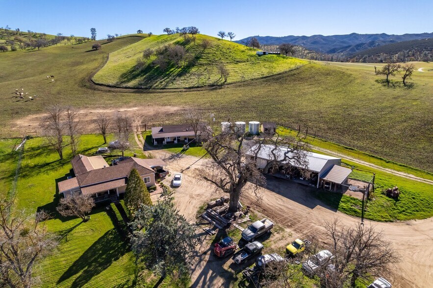 More Photos Of 535 Calf Canyon Hwy, Creston Winery Vineyard For Sale