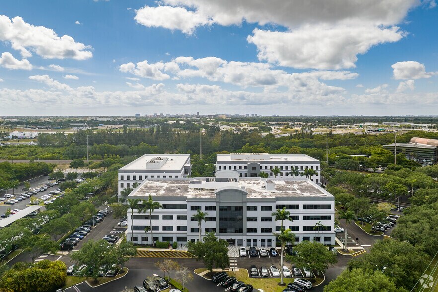 More Photos Of 2700 N Military Trl, Boca Raton Coworking Space