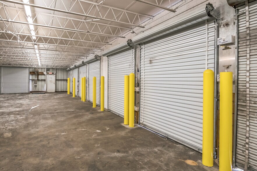 More Photos Of 1333 N Market St, Shreveport Truck Terminal For Lease