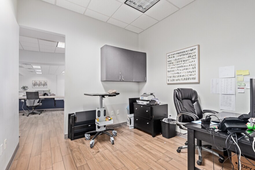 More Photos Of 1452 N Higley Rd, Gilbert Medical For Sale