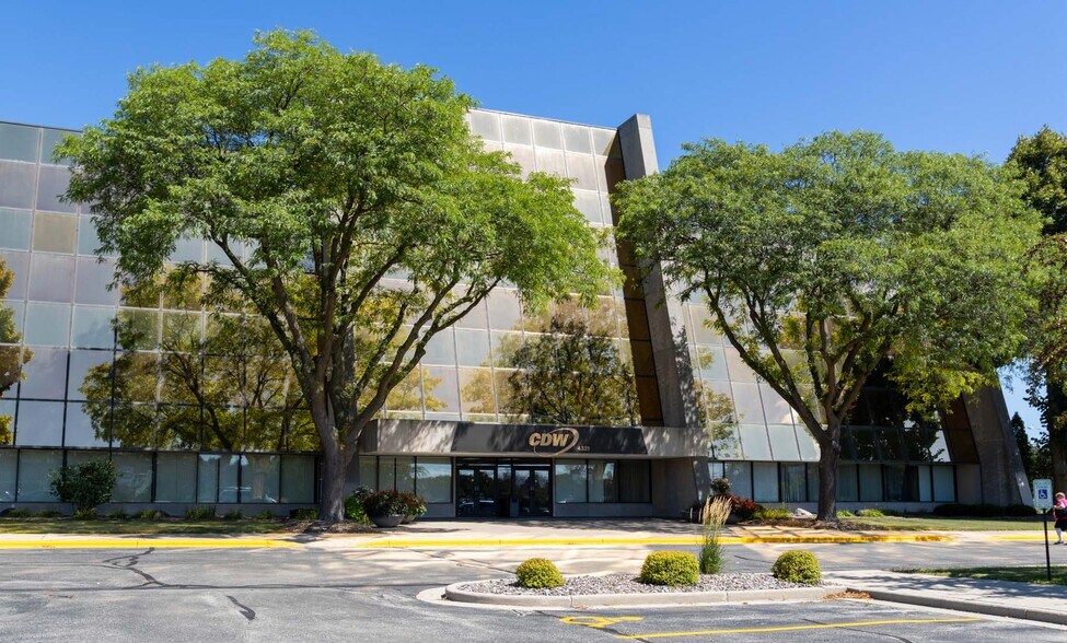 More Photos Of 4321 W College Ave, Appleton Office For Lease