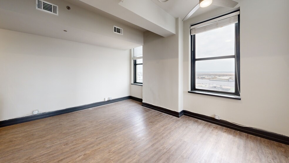 More Photos Of , Mobile Unknown For Sale