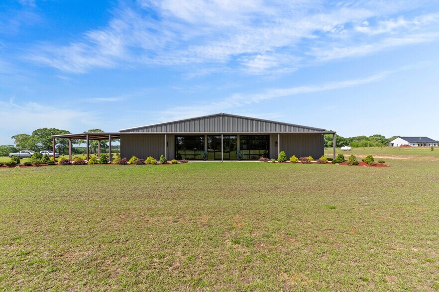 More Photos Of 11179 County Road 1, Enterprise Flex For Sale