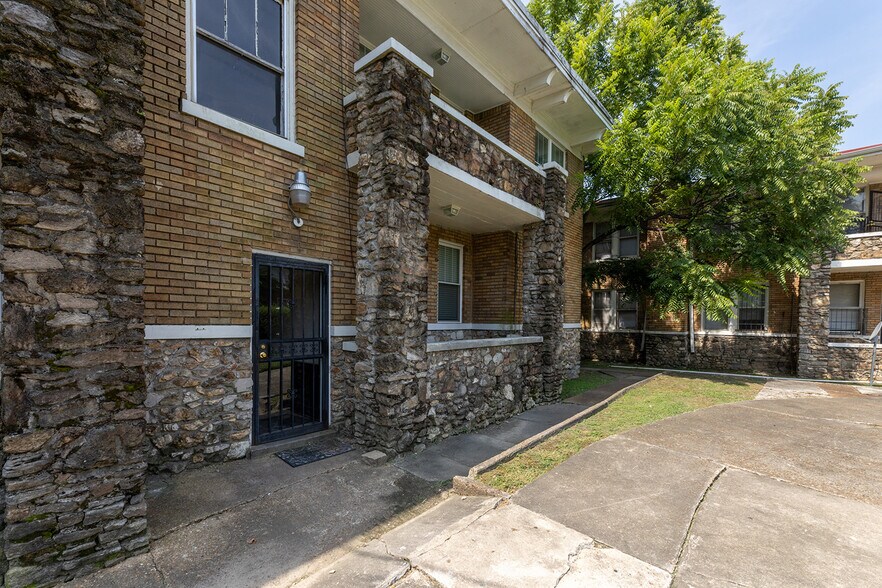 More Photos Of , Memphis Multifamily For Sale