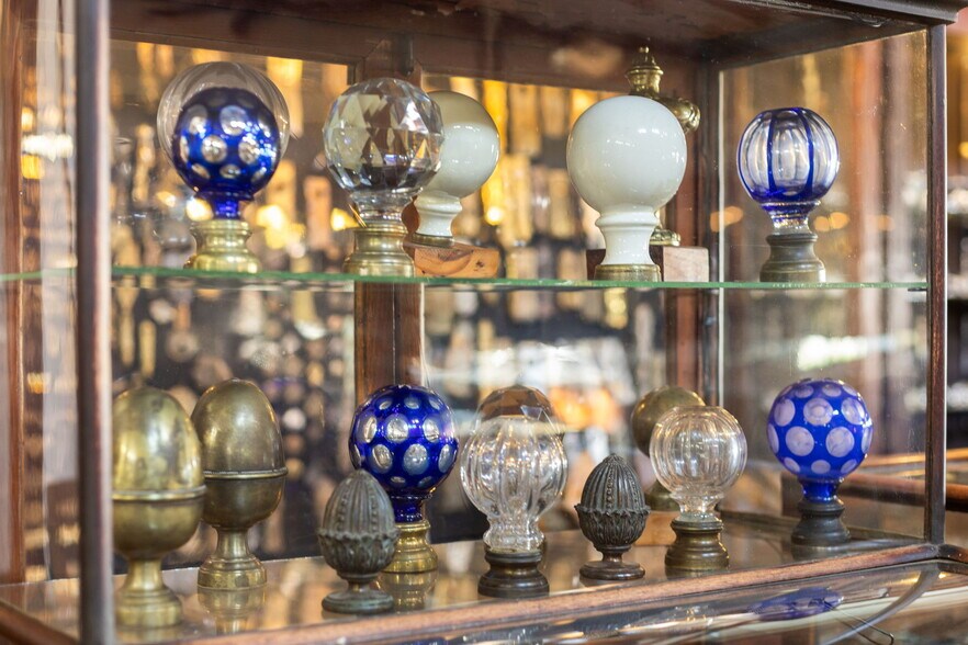 More Photos Of 1901 W Alabama St, Houston Freestanding For Sale