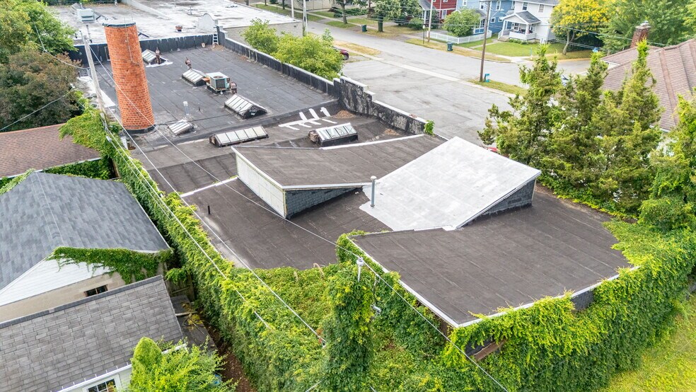 More Photos Of 1024 Garson Ave, Rochester Light Manufacturing For Sale