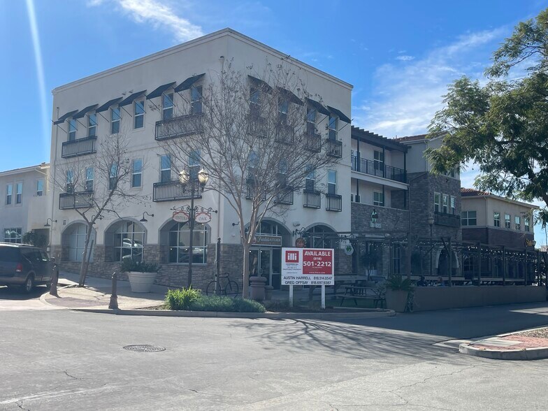 More Photos Of 2024 Ventura Blvd, Camarillo Apartments For Lease